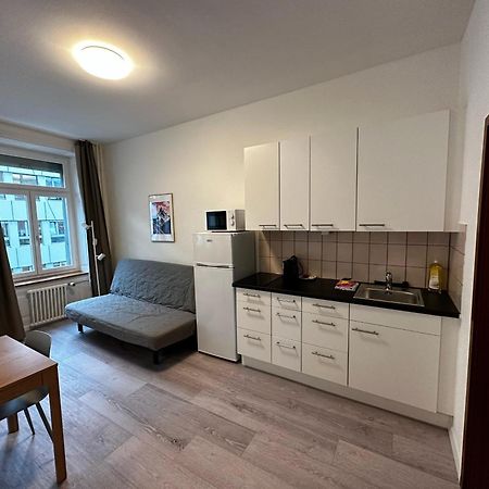 Hitrental Seefeld - Kreuzstrasse Apartments Цюрих Экстерьер фото