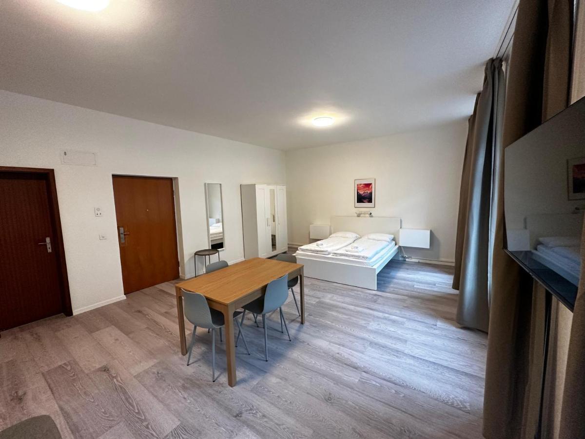 Hitrental Seefeld - Kreuzstrasse Apartments Цюрих Экстерьер фото